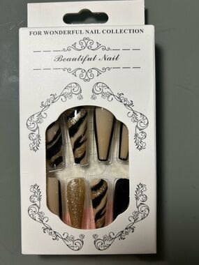 Beige & Black Zebra Press-On Nail Set